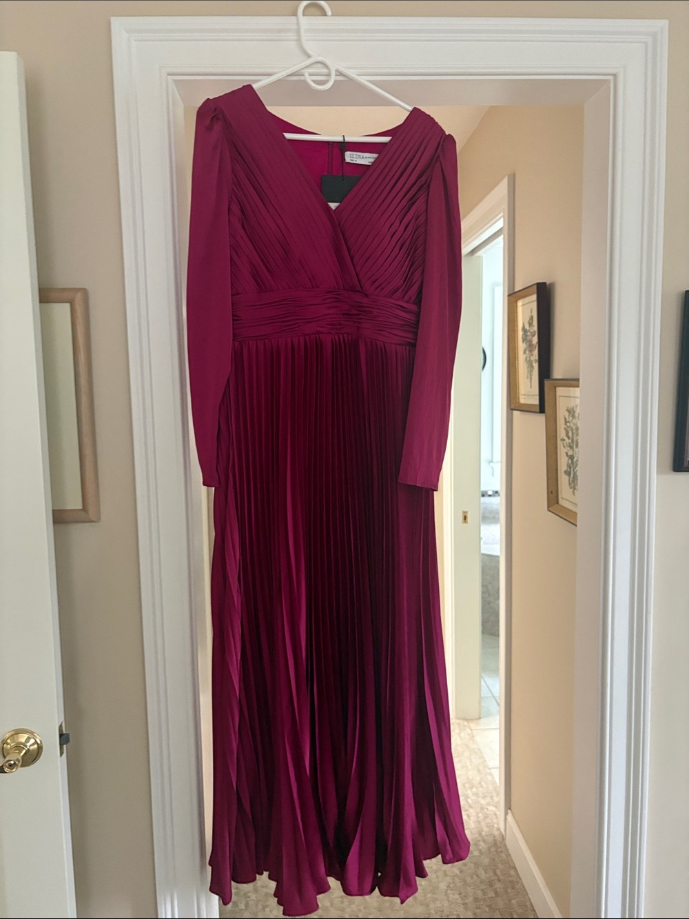 Elegant Pleated Maxi Dress in Berry Plum